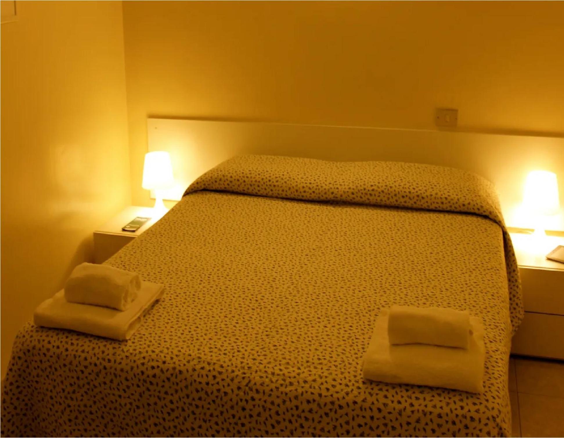 Affitti Only Sleep Bagno Privato Daire Parma Dış mekan fotoğraf