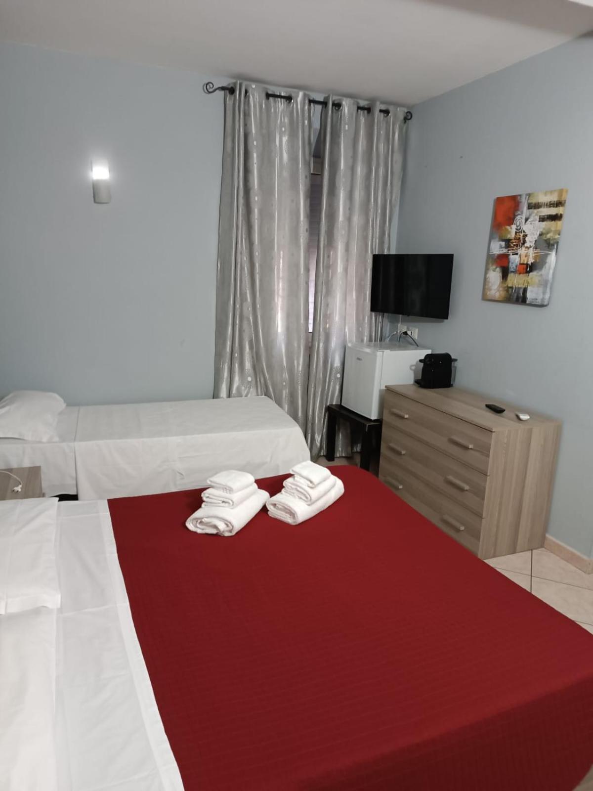 Affitti Only Sleep Bagno Privato Daire Parma Dış mekan fotoğraf